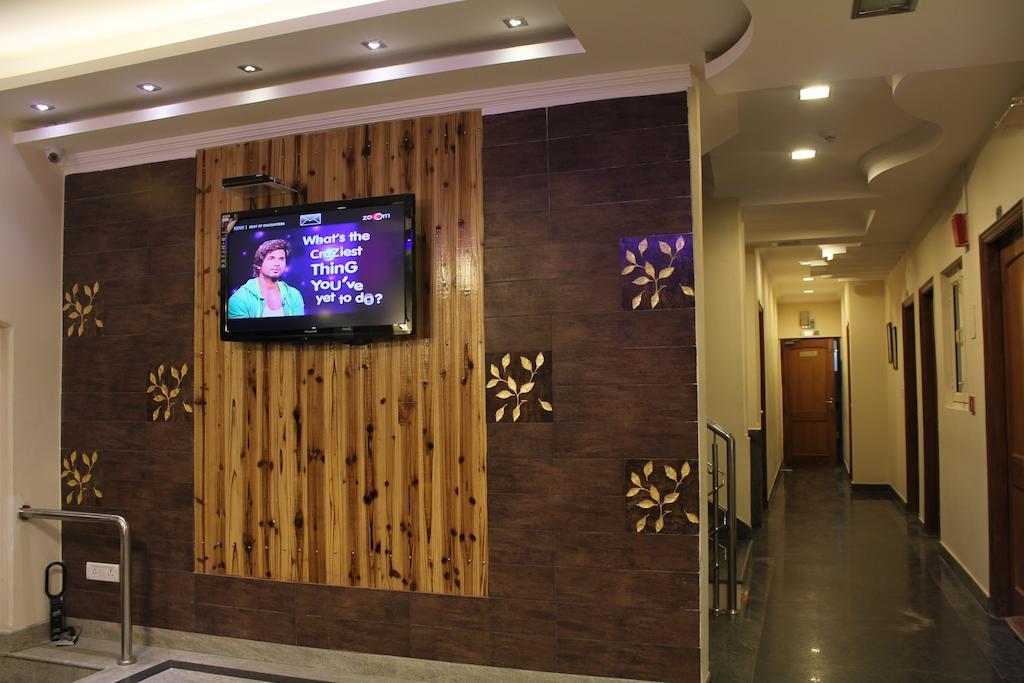Hotel Persona International Yeni Delhi Dış mekan fotoğraf
