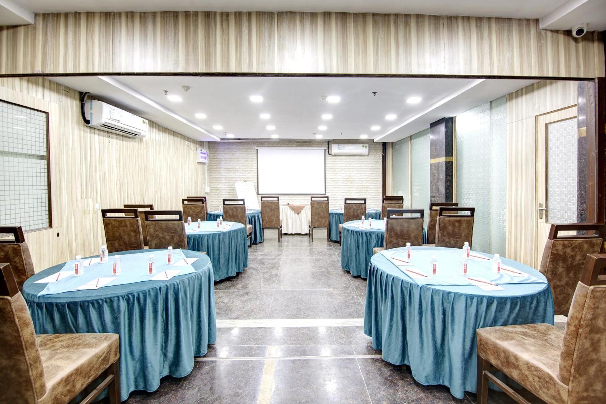 Persona International Hotel Karol Bagh Delhi Dış mekan fotoğraf